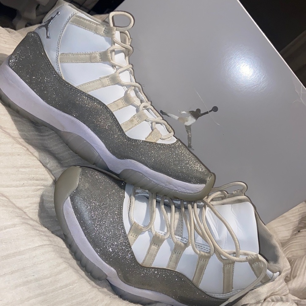 JORDAN 11 RETRO WMNS⚡️